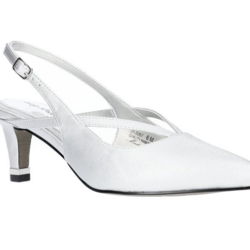 Easy Street Women's Slingback Pumps